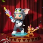 MOLLY x TOM & JERRY Figurine - Image 4